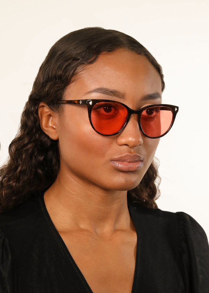 Laila PRYZMEYEWEAR 
